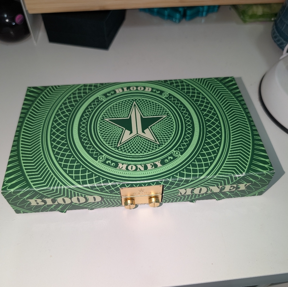 Jeffree Star Blood Money Palette